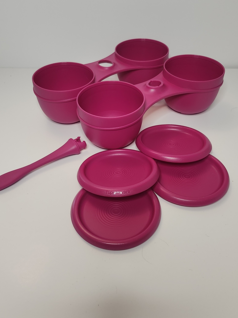 Tupperware Condiment Server Set - Magenta - Picture 2 of 3